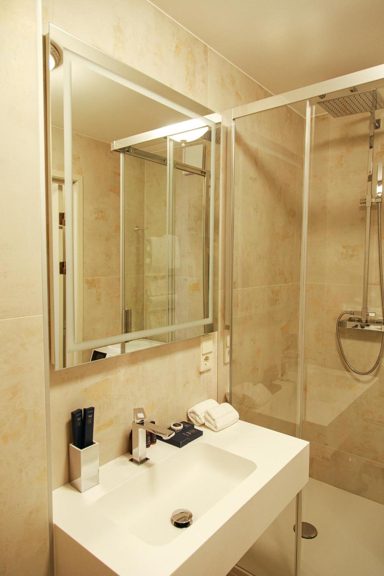 Boutique Rooms Dzintaru Лиепая Экстерьер фото